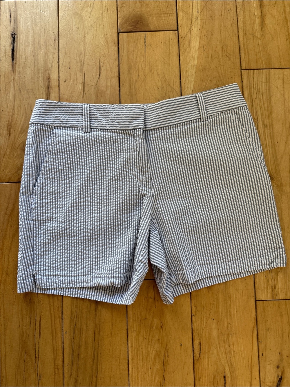 LOFT Women’s Striped Seersucker Shorts - White and Light Blue